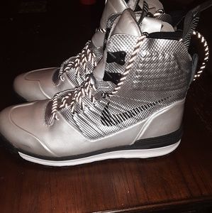 nike acg reflective boots